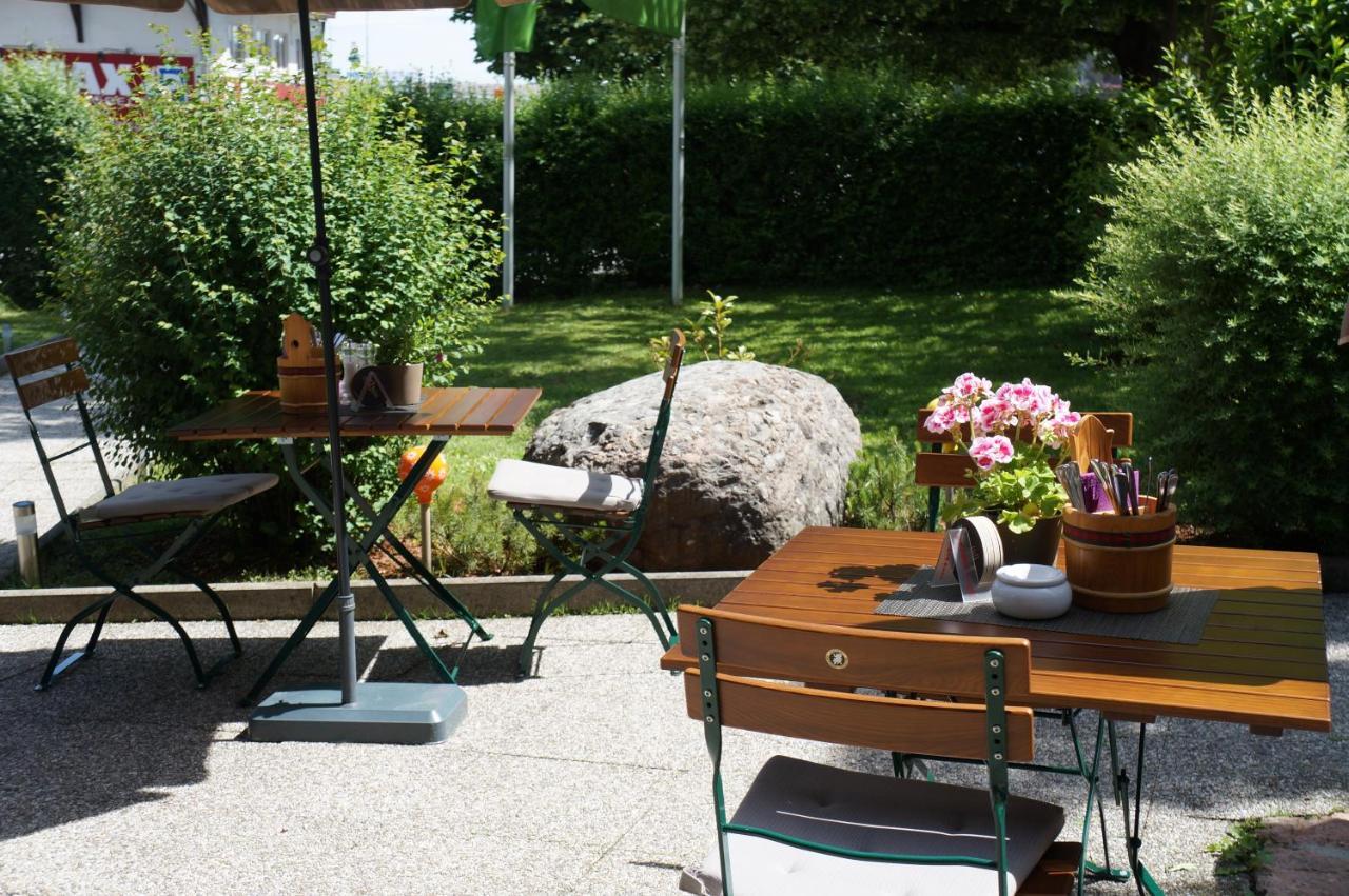 Gasthof Zur Strass Eugendorf Exterior foto